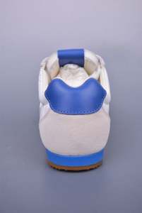 Chaussures de marche décontractées de luxe 2026 pour hommes et femmes, en cuir véritable, blanches, sportives, pour l'extérieur et l'entraînement, très tendance - Product Image 3