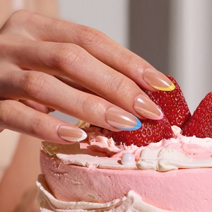 BTARTBOX Uñas Postizas Artificiales al por Mayor, Uñas Postizas Cortas con Punta Francesa en Forma de Almendra, Gel Suave XCOAT, Uñas Postizas a Presión, 32 Piezas - Product Image 1