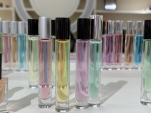 <span class=keywords><strong>Parfum</strong></span> léger pour femme US Stock, <span class=keywords><strong>parfum</strong></span> en <span class=keywords><strong>forme</strong></span> <span class=keywords><strong>de</strong></span> <span class=keywords><strong>talon</strong></span> haut, <span class=keywords><strong>parfum</strong></span> floral longue durée, spray d'ambiance avec reçu - Product Image 4