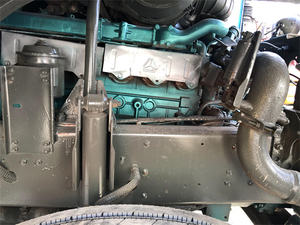 Camión Tractor Usado Sinotruk Euro2 Diésel 6X4 con Volante a la Izquierda, HOWO de 10 Ruedas, Capacidad de Carga de 21-30T, 371hp, Cámara Trasera de 360° - Product Image 2