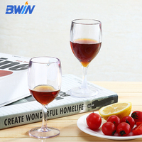 Verre à vin rouge transparent épais en PC pour restaurant, design simple, grande capacité 130 ml, style américain, vente en gros