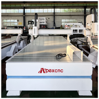 Routeur CNC économique 1325 pour le travail du bois, machine de gravure 4x8 pieds, moteur pas à pas 3 axes 3,2 kW, refroidissement par eau, haute performance, NC Studio PLC