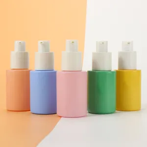 Kozmetik 30ml havasız pompa damlalık yağ şişeleri amber parfüm buzlu amber cam sprey saç için şişe ile pompa sprey şişe