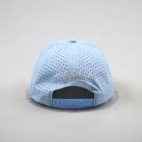 Casquette de baseball 5 panneaux pour homme, perforée, hydrofuge, séchage rapide, avec logo en patch de caoutchouc découpé au laser sur mesure pour casquette de golf