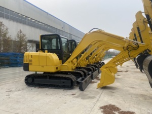 Excavadora de 8 Toneladas en Venta, Compacta, de Segunda Mano, en Buenas Condiciones - Product Image 4