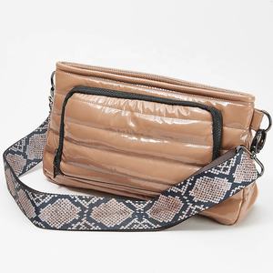 Женская сумка-слинг через плечо на молнии спереди - Product Image 1