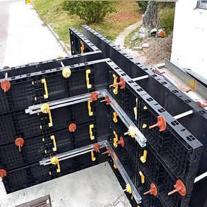 Coffrage mural en plastique PP noir de 1,2 m/3,9 pi pour colonnes en béton, prix abordable, personnalisable selon le design - Product Image 2