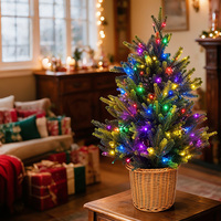 Sapin de Noël artificiel pré-éclairé avec lumières LED multicolores, panier en osier, décoration de table pour la maison et le porche