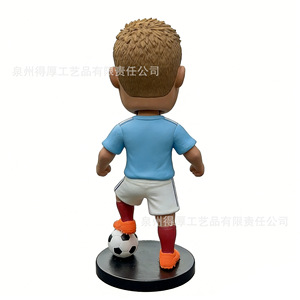Figura de resina personalizada de estrella de fútbol, artículo decorativo de regalo para eventos corporativos - Product Image 3