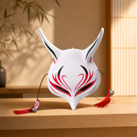 Masque de cosplay Kitsune Fox Anime personnalisé OEM, peint à la main, avec pompons et clochettes, en plastique respirant, pour Halloween et soirées masquées