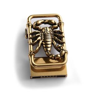 Hebilla de Cinturón Cuadrada de Metal Personalizada con Diseño de Escorpión y Acabado Antiguo - Product Image 2