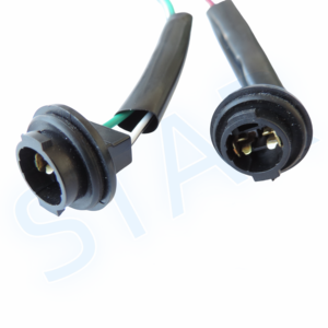 IAFT16949 OEM Custom Car LED fanale posteriore a 2 contatti lampada presa cablaggio - Product Image 5