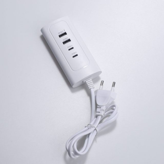 4 Port EU Plug Super Fast Charging Anti-Static Extension Power Socket with USB Type-C Ports 10A Copper ABS
