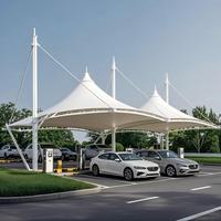 Abri de stationnement extérieur en membrane, structure en membrane sur mesure pour parking de villa