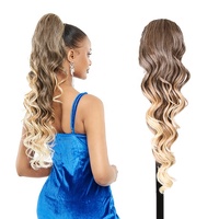 Queue de cheval synthétique Futura à cordon de serrage Julianna pour femmes, extension de cheveux longue bouclée à clip, résistante à la chaleur