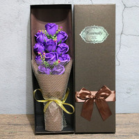 Boîte cadeau de 11 roses en savon, fleurs artificielles - pour le festival Qixi, la Saint-Valentin, Noël, un anniversaire, un mariage ; cadeau créatif