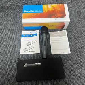 Microphone dynamique filaire E835S E845S cardioïde pour la scène, le karaoké, le streaming en direct et l'utilisation à domicile (KTV) - Product Image 2