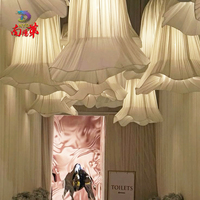 Fleurs décoratives artificielles de luxe en fer forgé faites à la main avec éclairage LED pour la décoration intérieure d'hôtels et d'événements