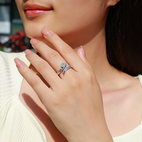 Bague de promesse en argent sterling S925 avec moissanite taille poire, bande torsadée ouverte, 1,0 CTW, pierres latérales pavées, pour femme