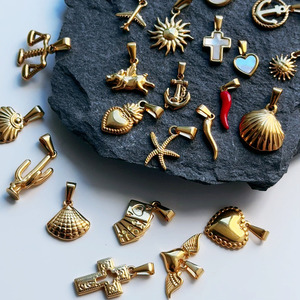 Gioielli impermeabili ciondoli stella del nord ciondoli ipoallergenici all'ingrosso di cristallo cuore portachiavi farfalla per la creazione di gioielli - Product Image 5