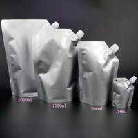Pochette en aluminium réutilisable et durable de 500 ml et 1000 ml avec bec verseur pour jus, bière, boissons, emballage à emporter