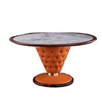 Ensemble de table à manger ronde au design original, meubles de salle à manger, table à manger de luxe avec plateau en marbre naturel et base recouverte de cuir
