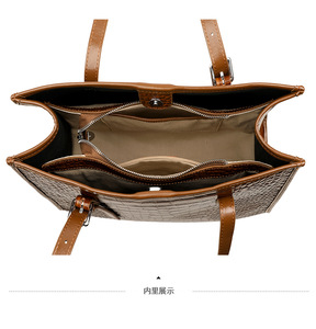 New Fashion Designer Crossbody Bags High Quality Genuine <b>Leather</b> Shoulder Messenger Bag Casual Totes Women Handbags and <b>Purses</b> - Product Image 6