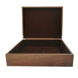 Caja de regalo de madera maciza cuadrada de 10 mm de grosor, hecha a mano, con tapa abatible para empaque de regalos y manualidades. - Product Image 4