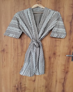 Robe Kimono en Coton Très Demandée, Imprimé Floral Fait Main, Respirante, Manches Longues, Vêtement de Nuit et Cache-Maillot de Plage de Luxe – Vente en Gros - Product Image 1