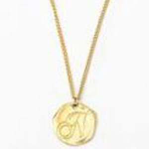 Collana con ciondolo a forma di lettera A in acciaio inossidabile, catena a serpente minimalista color oro, gioielli unisex per tutti i giorni - Product Image 6