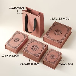 Boîte <span class=keywords><strong>à</strong></span> bijoux en carton recyclable de style livre avec ruban pour bagues, boucles d'oreilles, bracelets, boîte cadeau pour bougies - Product Image 4