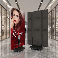 Écran d'affichage LED pliable vertical P1.86 P2.5 pour affiches, idéal pour les centres commerciaux