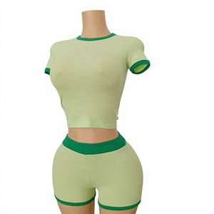 Completo Estivo da <span class=keywords><strong>Donna</strong></span> con Logo Personalizzato: <span class=keywords><strong>Pantaloncini</strong></span> e T-Shirt a Maniche Corte in Cotone Traspirante - Product Image 4