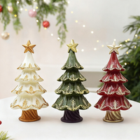 Arbre de Noël moderne en feuille d'or dorée, objet décoratif pour une ambiance festive, décoration de table de salon