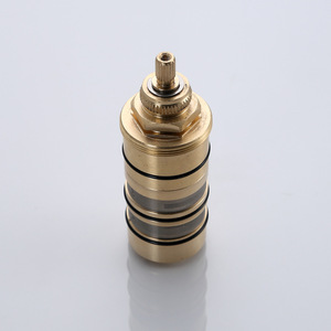 Válvula Termostática de Latón 130156 para Reparación de Duchas, Superficie Pulida, Fácil Instalación - Product Image 2