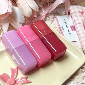Maquillaje de Marca al por Mayor, Rubor Líquido Mate de Alta Pigmentación, Resistente al Agua, de Larga Duración, Acabado Natural, en Rojo, Rosa y Morado - Product Image 1
