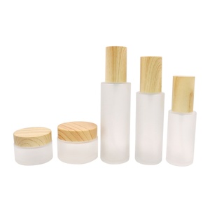Pot vide en verre noir mat, flacon pulvérisateur, pot cosmétique pour crème et lotion, avec couvercle en plastique imitation bois, flacon de voyage rechargeable - Product Image 4
