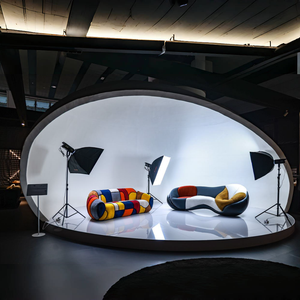 Bộ ghế <span class=keywords><strong>sofa</strong></span> mô đun chất liệu vải cao cấp phong cách biệt thự sang trọng trừu tượng Picasso Elements, đệm mút, dành cho phòng khách - Product Image 2