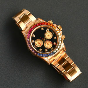 Le saphir remplace la bague extérieure classique, offrant une mise à niveau complète en matière d'élégance et de luxe. Montre mécanique pour homme - Product Image 3