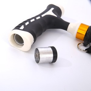 Canne pliante en alliage d'aluminium, télescopique, antidérapante, à quatre pieds, pour personnes âgées, bâtons de randonnée légers - Product Image 3
