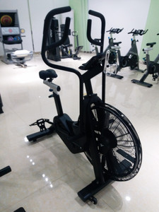 Nouvel équipement commercial professionnel assaut <span class=keywords><strong>air</strong></span> <span class=keywords><strong>bike</strong></span> pour l'entraînement cardio - Product Image 3