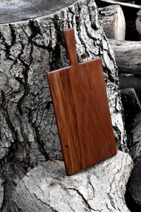 Tabla de Cortar de Madera Gruesa Hecha con Madera de Acacia y Mango de Alta Resistencia, Ofrece Durabilidad y Ecológica - Product Image 5