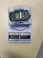 Timbangan Bagasi Elektronik Portabel 50kg/110lb dengan Layar LCD Digital, Alat Penimbang Koper untuk Berat Barang Bawaan Perjalanan