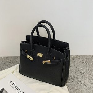 Borsa Grande a Mano da Donna 2026 Nuova Tendenza Rossa per Matrimoni, Borsa a Tracolla Grande Capacità - Product Image 6
