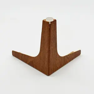 Wejoy novo design de madeira, ferro, pernas de metal, pernas triangulares de sofá para móveis