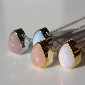 Petite Urne Souvenir Améthyste Cristal Larme Pendentif Collier Crémation Bijoux Cristal Urne Collier pour Cendres - Product Image 3