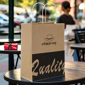 Bolsas de Compra de Papel Kraft con Logotipo Personalizado, Bolsas Planas con Asa para Empaque de Ropa al por Menor - Product Image 5