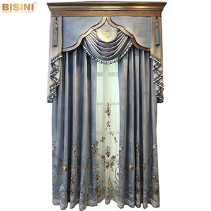 Rideaux en <span class=keywords><strong>velours</strong></span> à motifs floraux anciens, style américain classique avec doublure occultante et cantonnière - Product Image 1