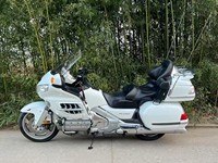 Moto Cruiser Premium pour Adultes 1Hondai Gold Wing GL1800 avec Système de Navigation Audio et Airbag à Puissance Optimale