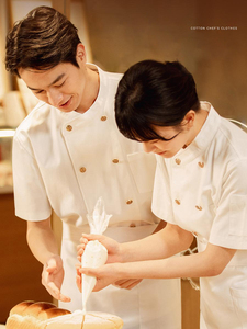 Uniforme de chef professionnel blanc à manches courtes, fermeture asymétrique, poche poitrine, grande taille, pour boulangerie, bistro, milieu culinaire - Product Image 5